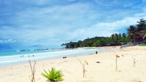 Pantai Eksotis Sawarna Srikandi Yang Wajib Kamu Kunjungi 2021