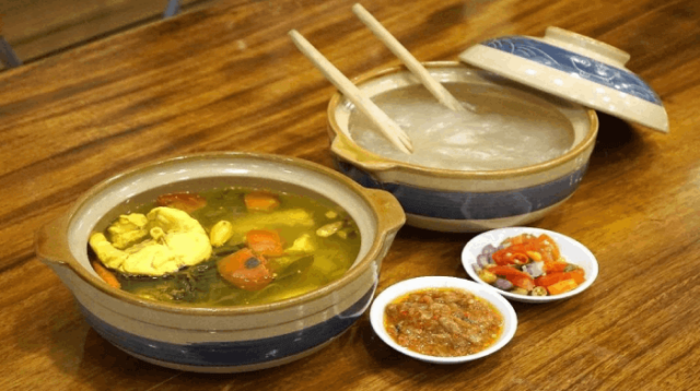 Papeda Makanan Khas Indonesia Timur